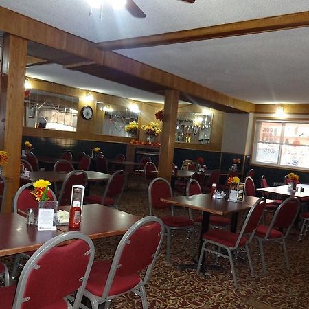 King'S Hotel & Motel By Elevate Rooms Shaunavon Екстер'єр фото